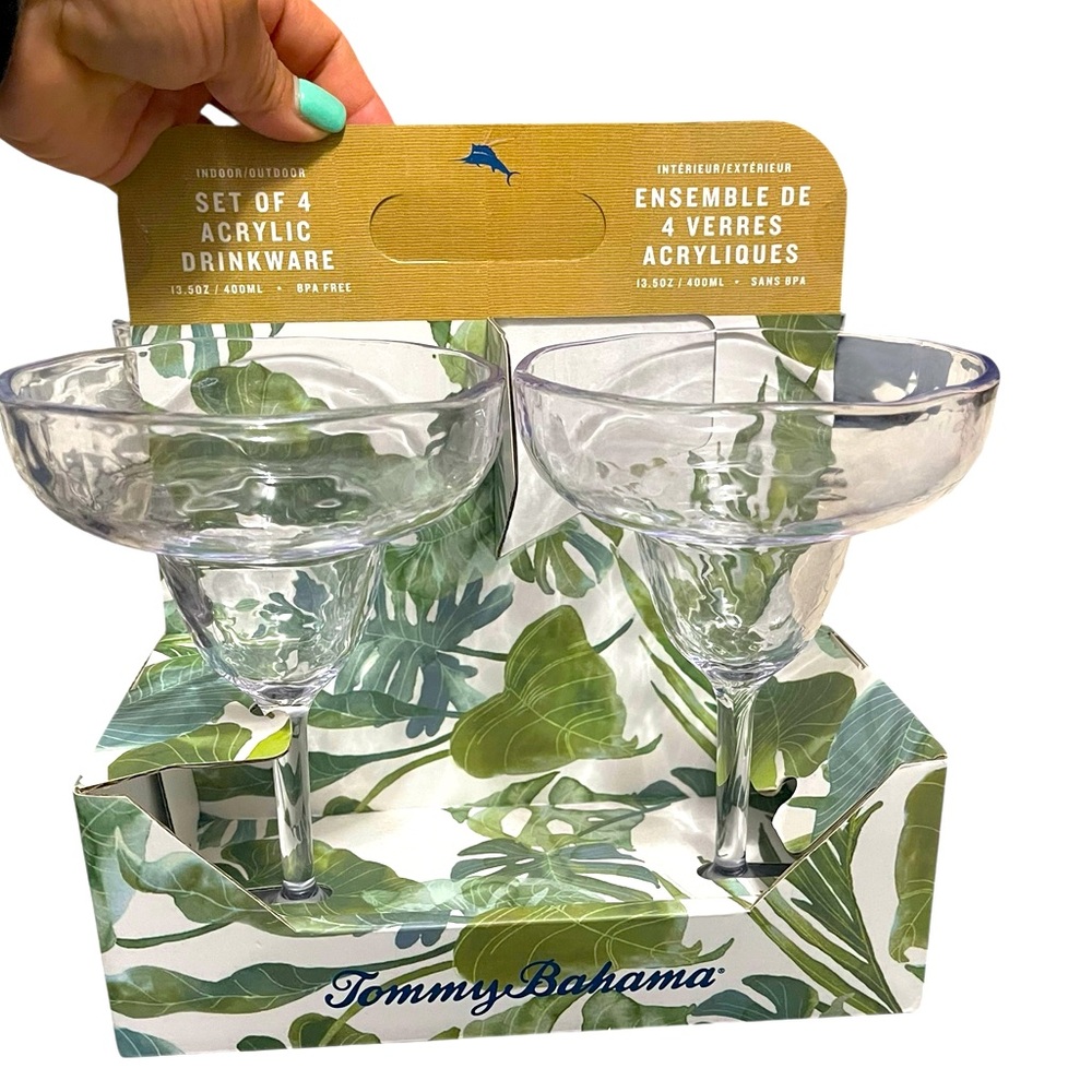 💜💜🌼NEW TOMMY BAHAMA Set of Four Clear Acrylic Glasses